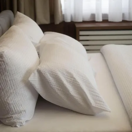 Lux Sara - Location & Stunning View شقة *