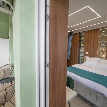 Lux Sara - Location & Stunning View *