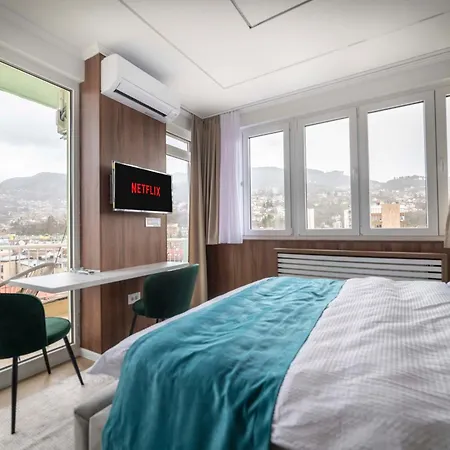 Lux Sara - Location & Stunning View شقة *