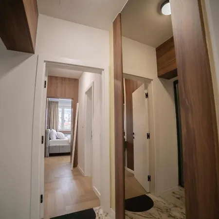 Lux Sara - Location & Stunning View Apartamento *